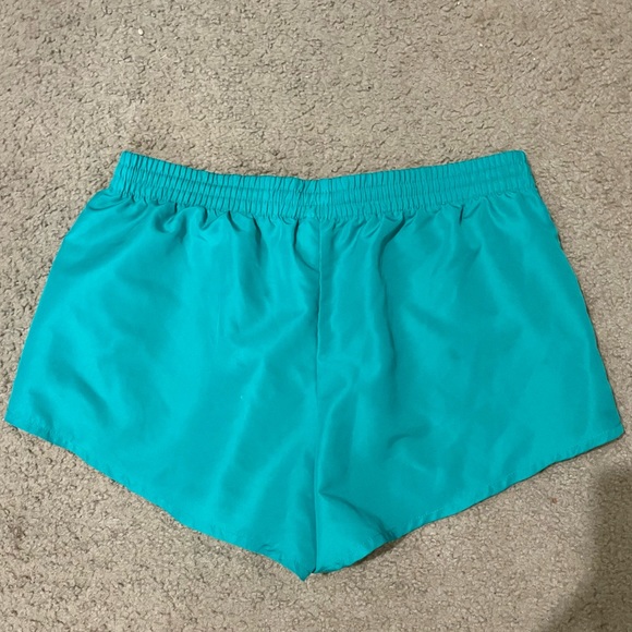 Teal athletic shorts, size medium! - Picture 4 of 4